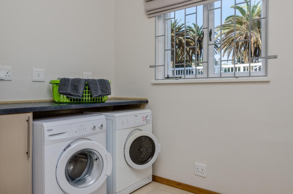 Mohlenweg.14 Self Catering Beach House Swakopmund Exterior photo